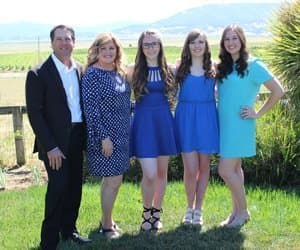 Gamlake Dairy: The Gambonini Family, Passionate About Dairy Cattle, Has Been Farming on the Same Land for 104 Years
