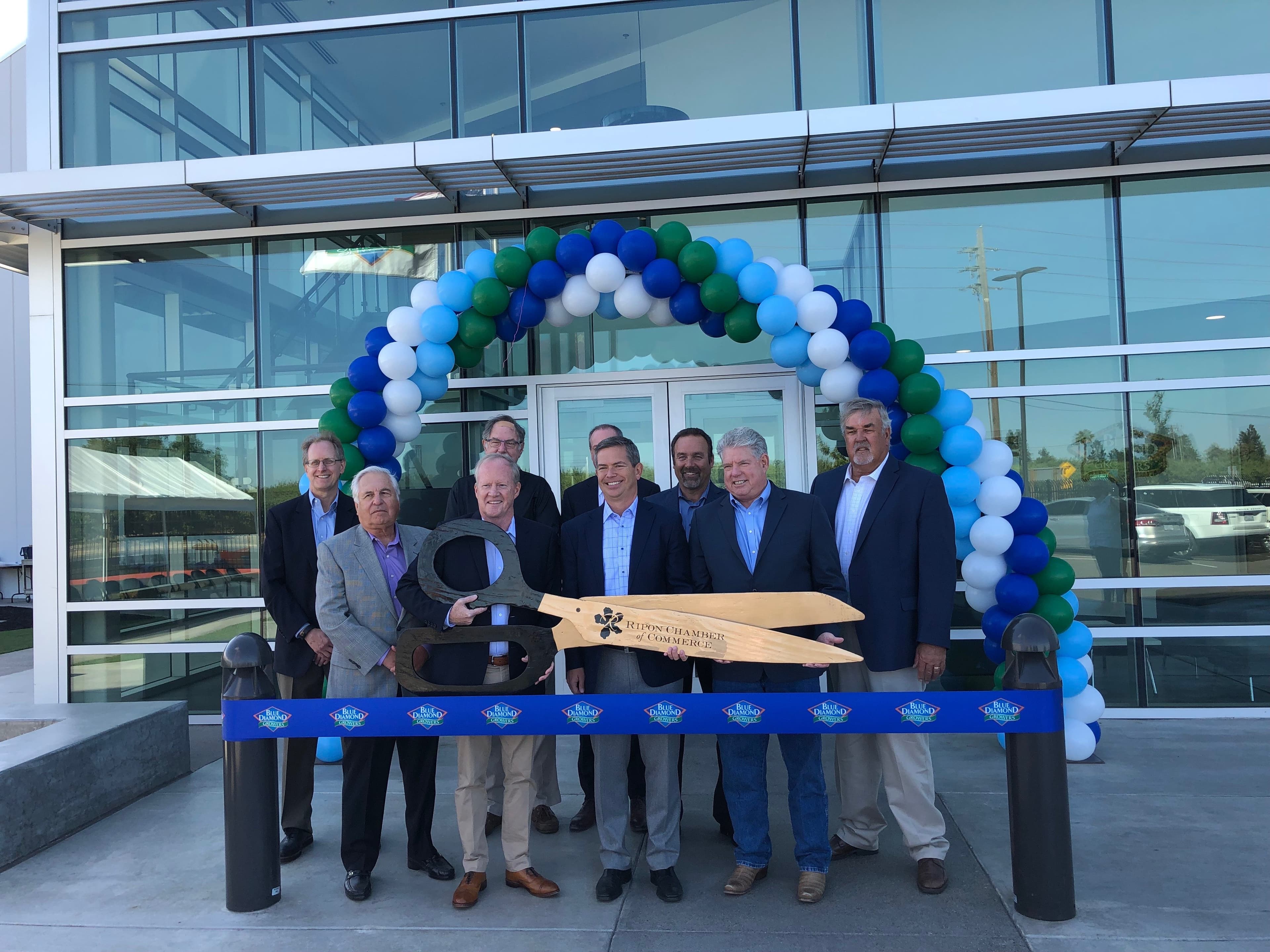 Blue Diamond Growers Celebrates Grand Opening of New Salida Manufacturing Facility, Unveils Industry-First Technology for New Pasteurization Line